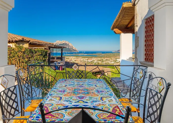 With Breathtaking View I Private Garden I Bbq Villa