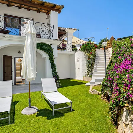 With Breathtaking View I Private Garden I Bbq Porto San Paolo